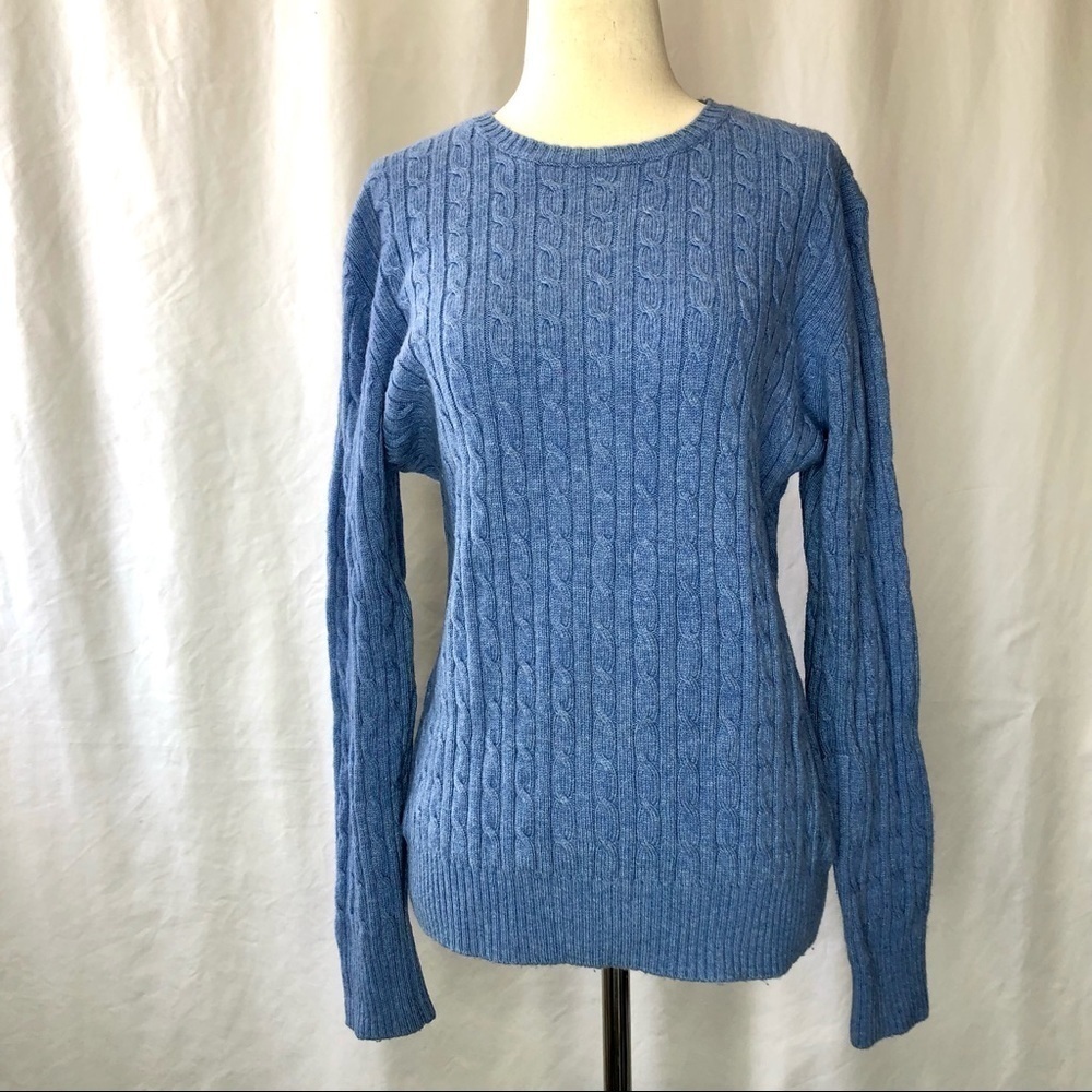 L.L. Bean vintage cornflower blue cable knit sweater crew neck long sleeves wool